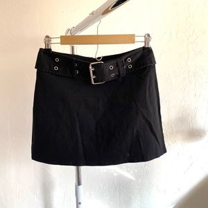 Tracy evens limited belted mini skirt